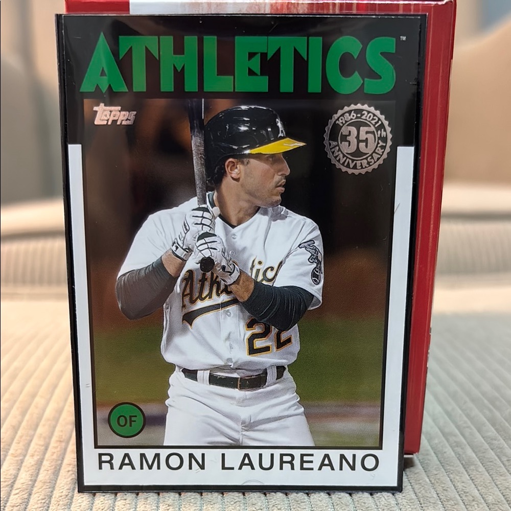 Topps Athletics Baseball Card
